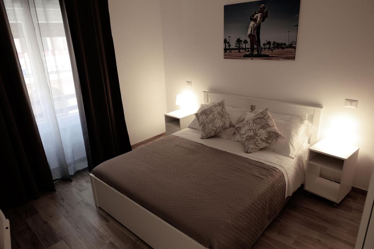 Central Guest House Civitavecchia Exterior photo